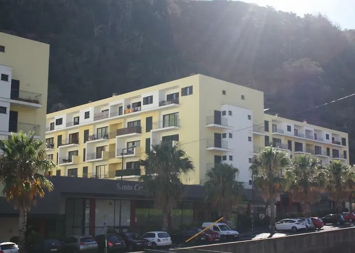 Holidays Plaza * Santa Cruz (Madeira)